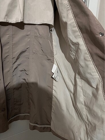 XİNT marka yağmurluk - Görsel 3