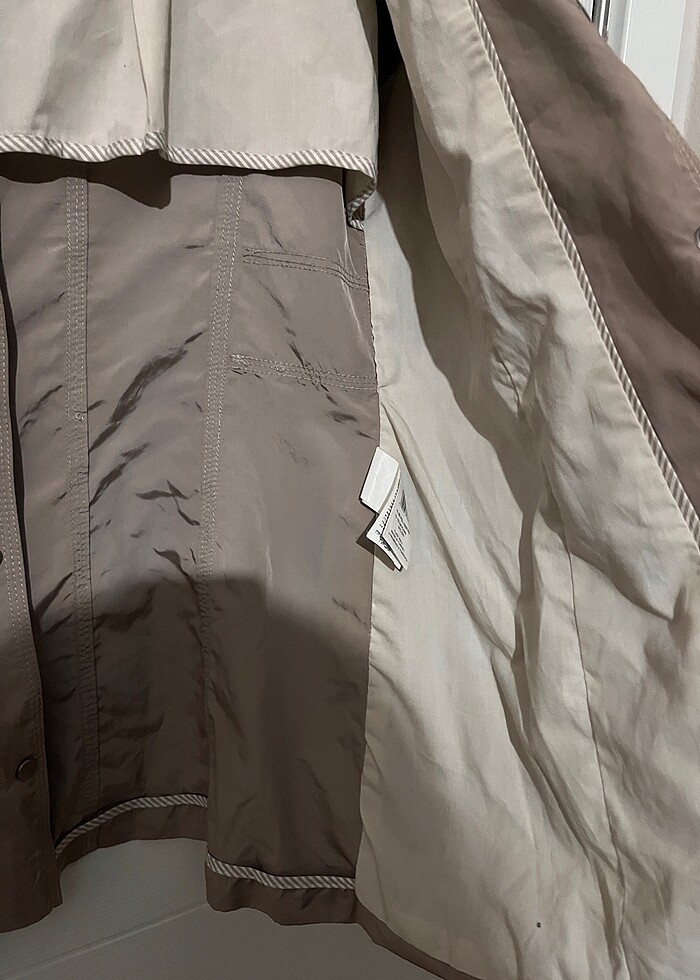 XİNT marka yağmurluk - Görsel 3