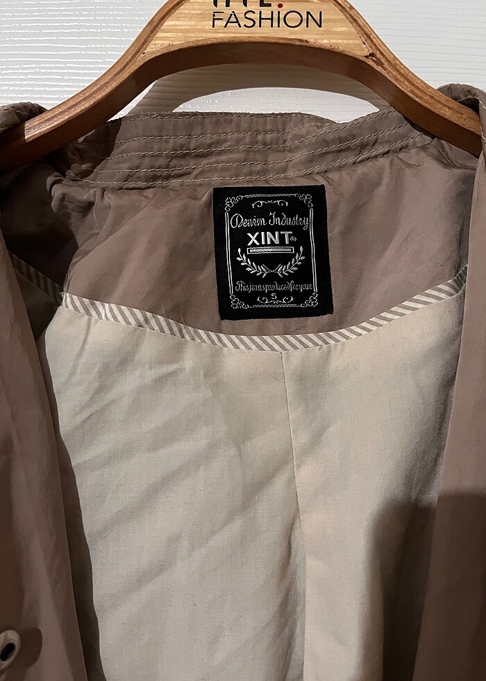 XİNT marka yağmurluk - Görsel 2