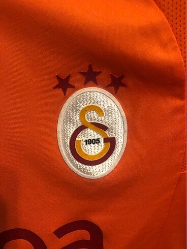 Adidas marka Galatasaray forması - Görsel 3