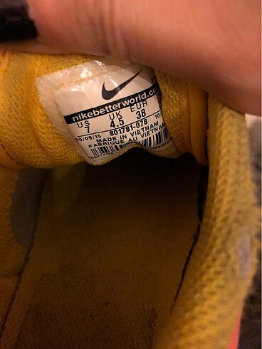 Orjinal Nike marka spor ayakkabı - Görsel 2