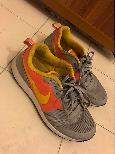 Orjinal Nike marka spor ayakkabı - Görsel 4