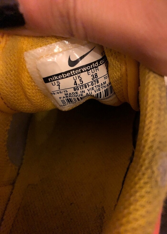 Orjinal Nike marka spor ayakkabı - Görsel 2