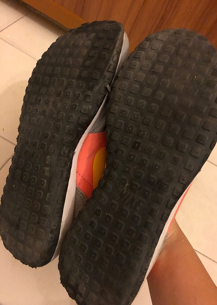 Orjinal Nike marka spor ayakkabı - Görsel 3