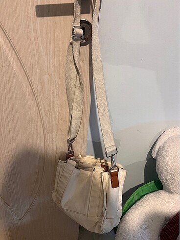 Orjinal Pul & Bear marka çapraz çanta - Görsel 2