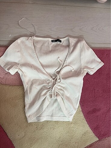 Beyaz bluz crop tişört