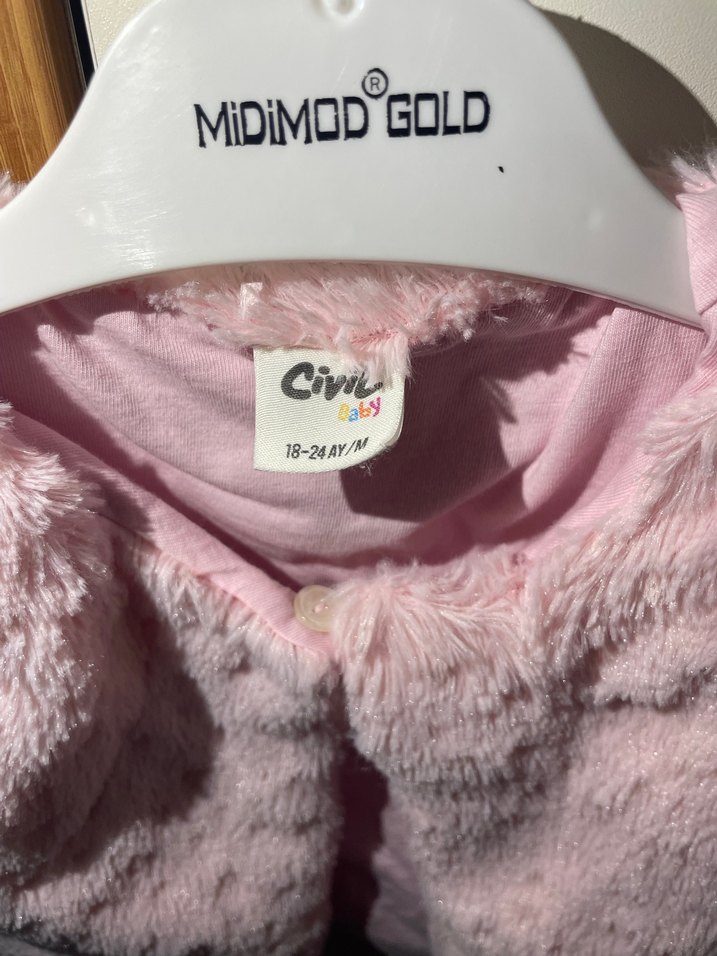 Kız Çocuk Pembe Kürklü Yelek - Görsel 2