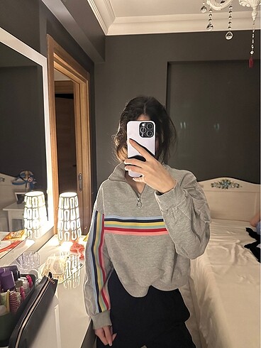 Bershka Sweatshirt