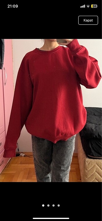 Sweatshirt