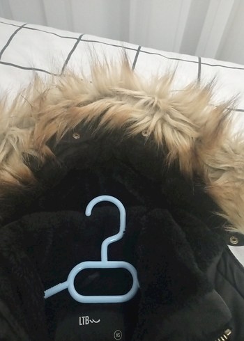 Siyah Fermuarlı Kadın Kışlık Mont - Görsel 3