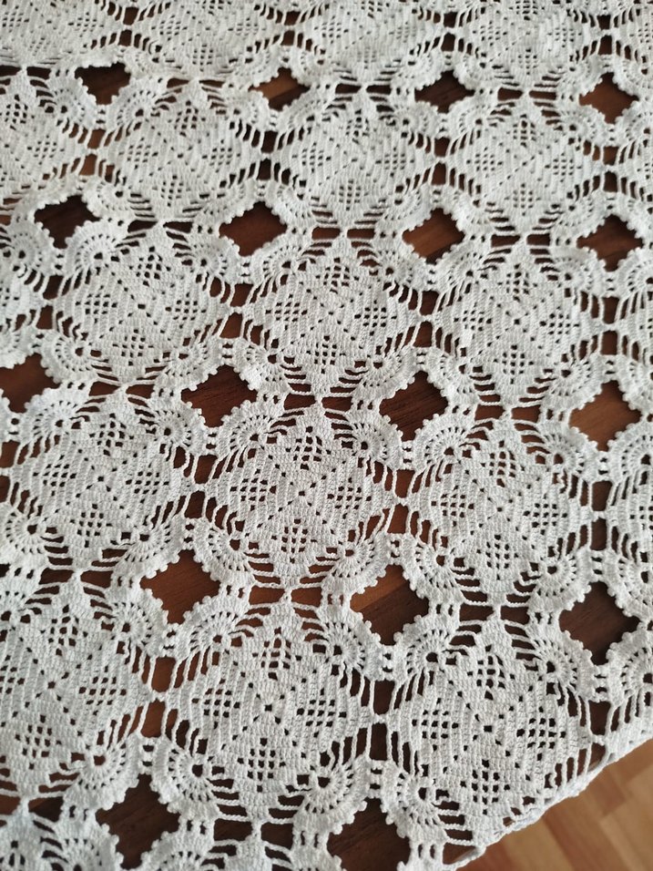 El İşi Dantel Masa Örtüsü - Görsel 5