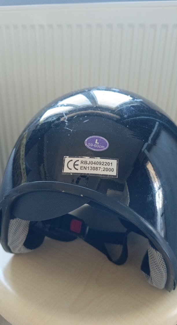 Siyah Deri Kemerli Motosiklet Kaskı - Görsel 5