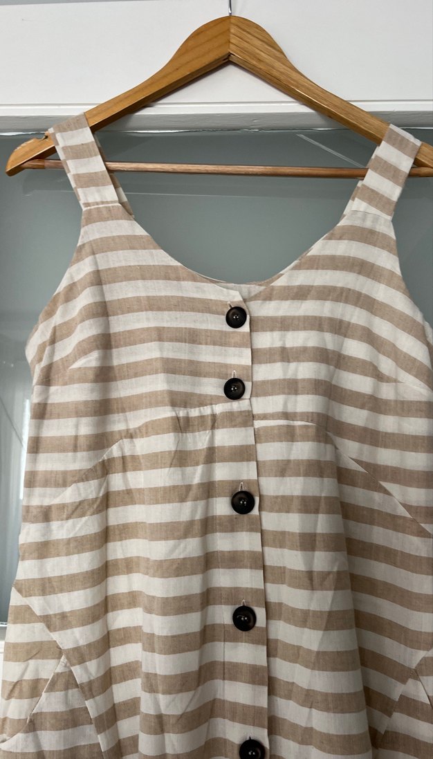 Düğmeli Keten Bej Çizgili Uzun Elbise - Görsel 2