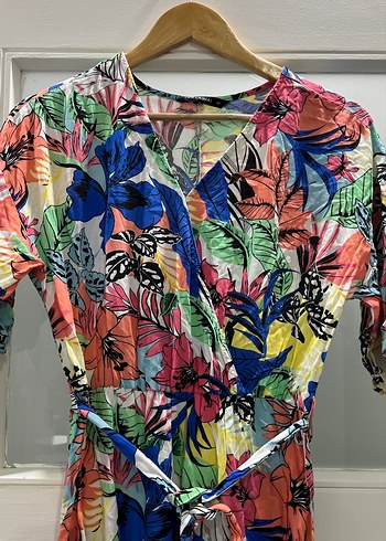 LC Waikiki LCW elbise