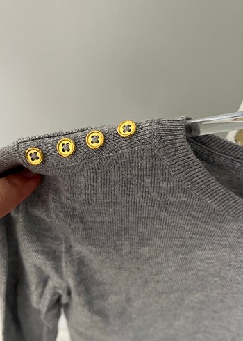 Düğmeli Gri Kadın İnce Triko Kazak - Görsel 3