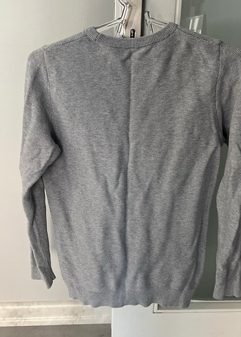 Gri Düğmelierkek çocuk kazak - Görsel 4