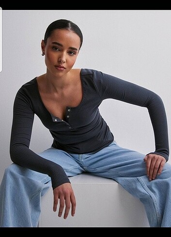 xl Beden Only Pieces marka, yuvarlak yaka bluz