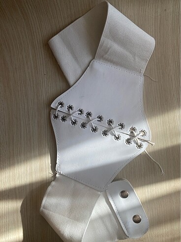 American Vintage beyaz korse kemer