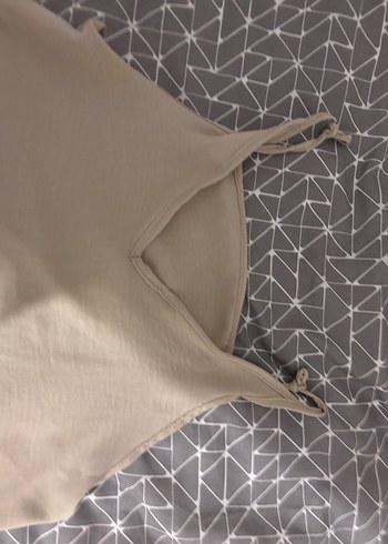 Bej V Yaka Kolsuz elbise - Görsel 2