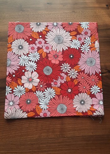 Çiçek Desenli Renkli Masa Örtüsü - Görsel 6