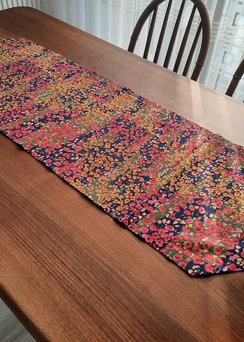 Çok Renkli Batik Desenli Masa Örtüsü - Görsel 4