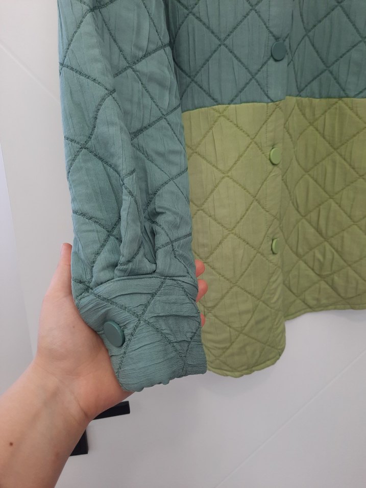 Düğmeli Pastel Yeşil Kısa Kadın Ceket - Görsel 3