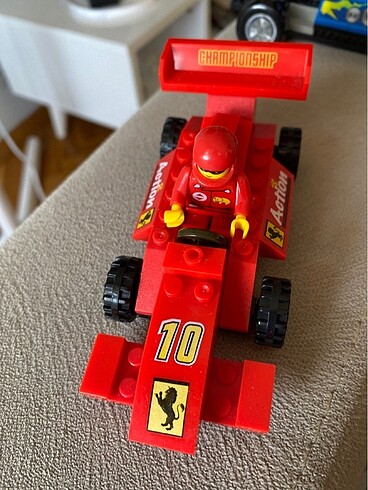  Lego araba oyuncak