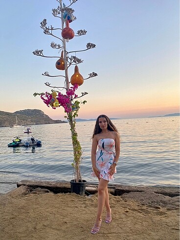 s Beden çeşitli Renk Çiçekli kısa elbise