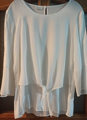 40 Beden Beyaz Bluz