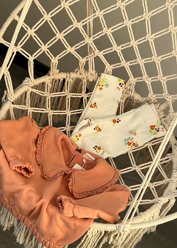 Nakışlı Örgü Askılı Bebek Kız Takımı - Görsel 2