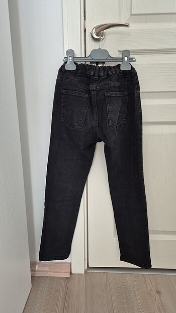 Siyah kot pantolon - Görsel 2