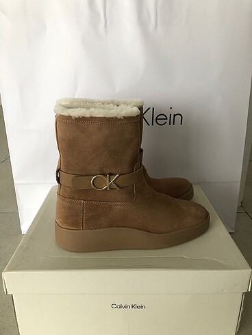 Calvin Klein Bot