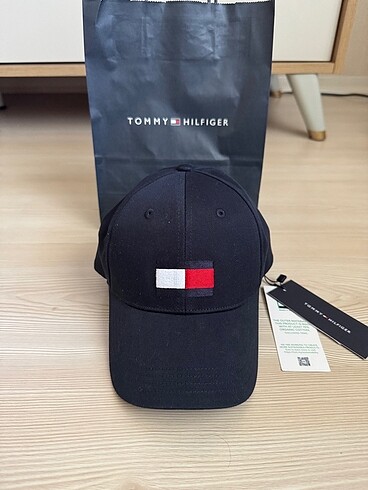 Tommy Hilfiger Şapka