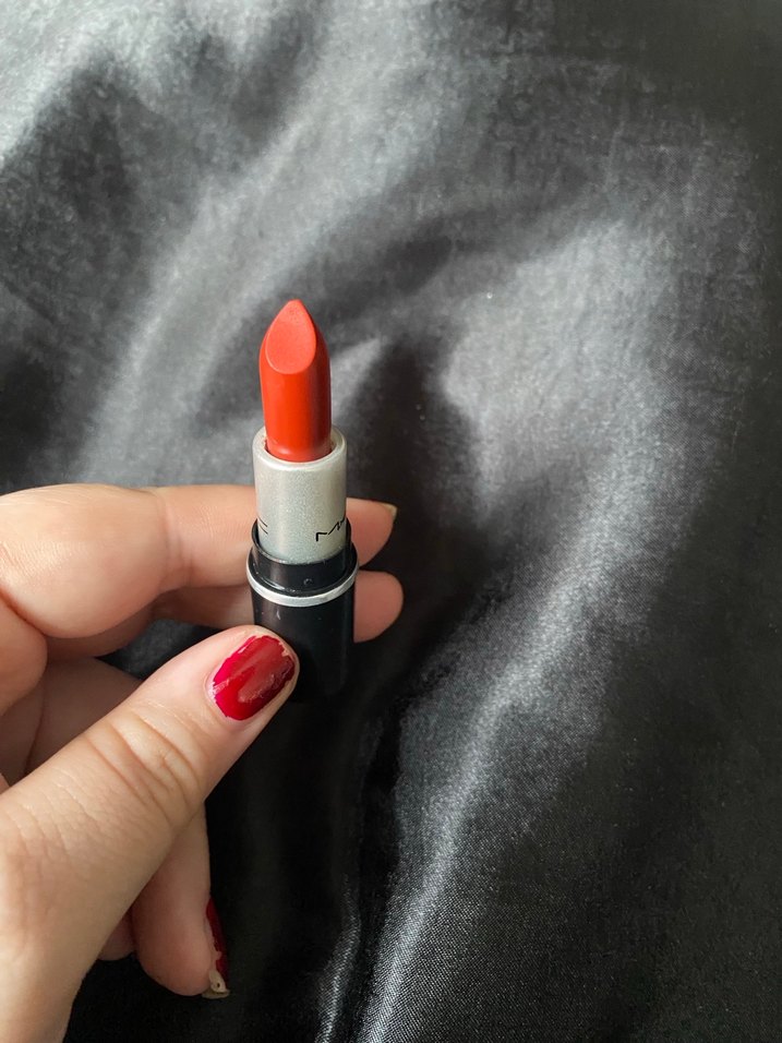 MAC Kırmızı Ruj - Görsel 2