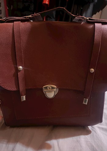 Bordo Deri Tokalı Kadın Sırt Çantası - Görsel 4