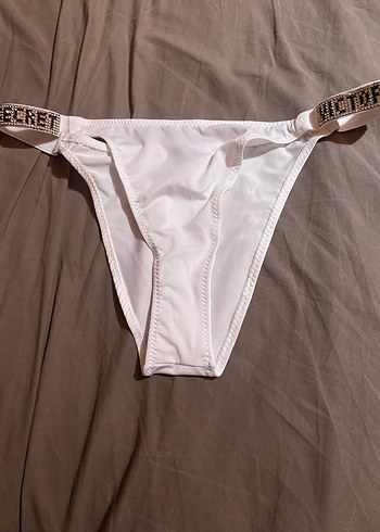 VICTORIAS Secret Kırmızı Midi Streetwear Spor İç Çamaşırı - Görsel 2