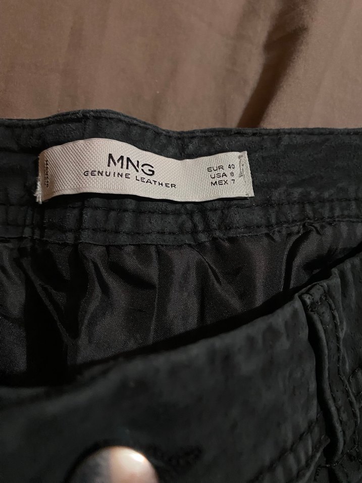 Düğmeli Siyah Mini Denim Şort - Görsel 2