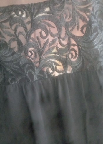 Koton Siyah V Yaka Fermuarlı Kolsuz Bluz - Görsel 4