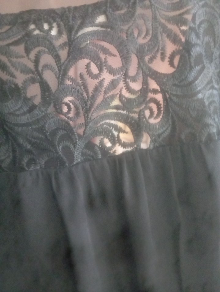 Koton Siyah V Yaka Fermuarlı Kolsuz Bluz - Görsel 4