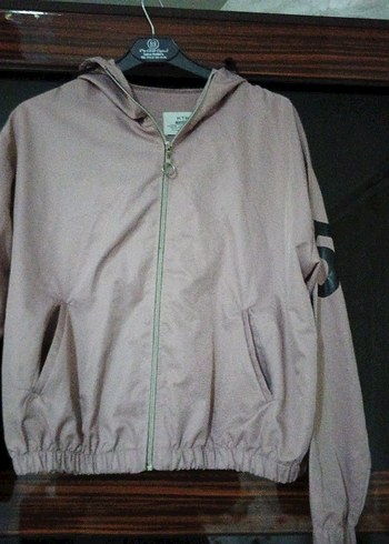 Bej Kapüşonlu Kadın Spor Ceket yağmurluk - Görsel 2