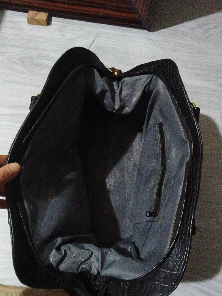 Klasik Siyah Kadın Çanta - Görsel 4