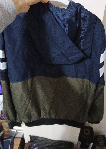 Haki ve Lacivert Renkli Fermuarlı Streetwear mont - Görsel 3