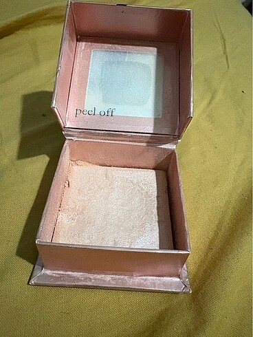Benefit Cosmetics Benefit dandelion twinkle