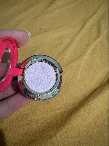 MAC Mac far yeni
