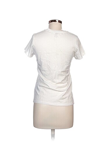 Levis T-shirt %70 İndirimli. - Görsel 3