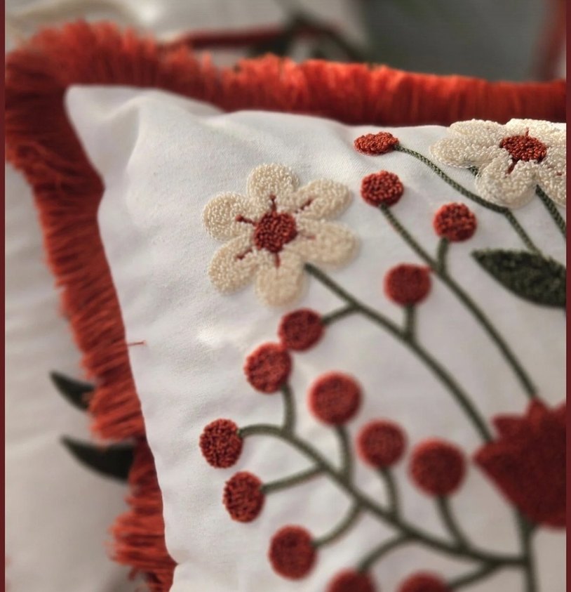 Punch İşlemeli Kırlent Kılıfı - Görsel 2