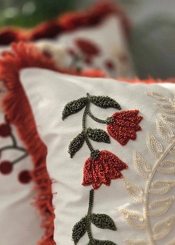 Punch İşlemeli Kırlent Kılıfı - Görsel 2