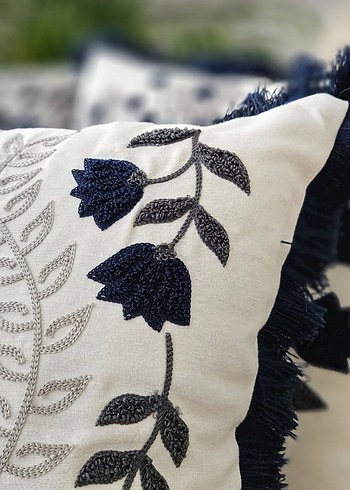 Punch İşlemeli Kırlent Kılıfı - Görsel 2