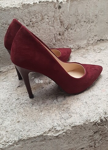 37 Beden Stiletto