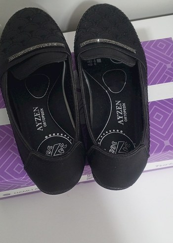 Siyah Dantel Detaylı Kadın Topuklu Babet - Görsel 2